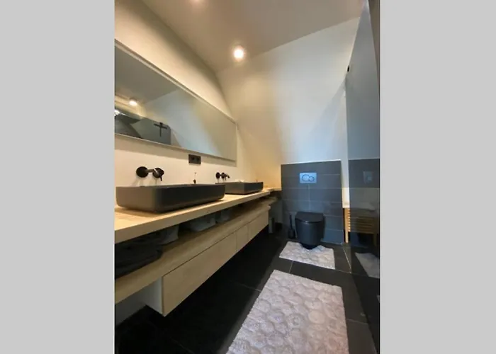 Ozzy 's Place アパート *